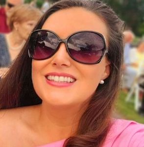 Meet your Posher, Kelly